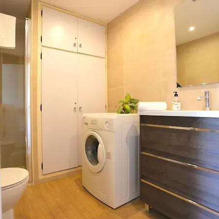 Aloha Towers Golf Apt